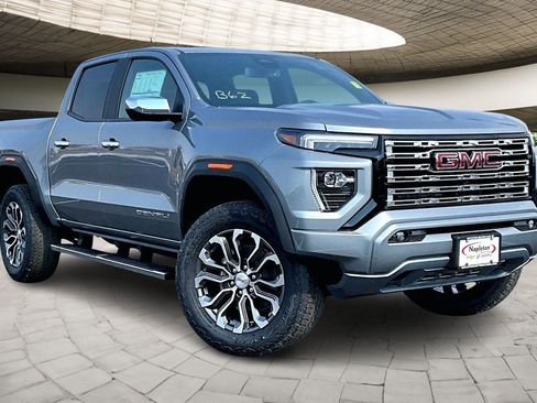 New 2026 GMC Canyon Denali image 2
