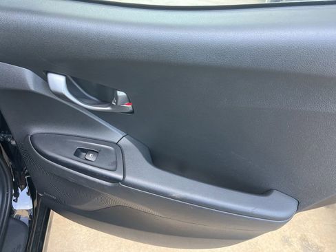 Used 2020 Hyundai Veloster 2.0 Premium FWD image 25