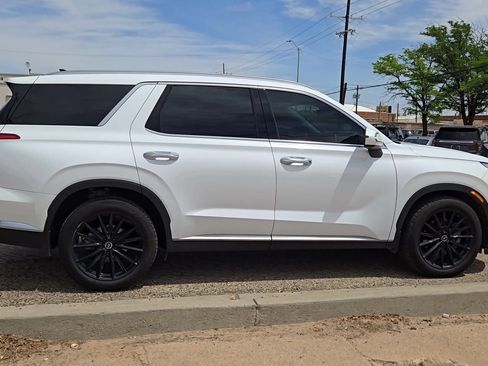 Used 2024 Hyundai Palisade Limited image 9