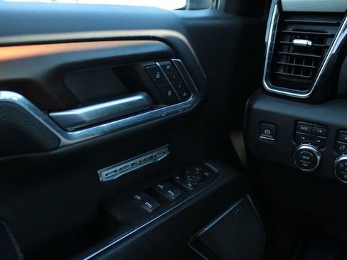 Used 2024 GMC Sierra 1500 Denali AWD/4WD image 14