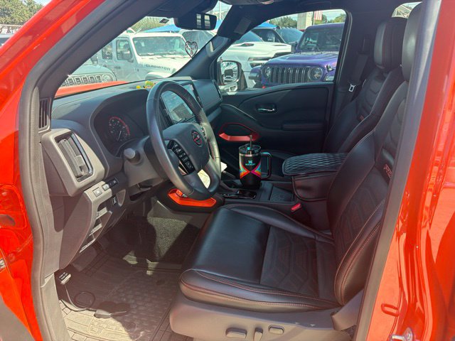 Used 2025 Nissan Frontier Pro-X w/ Pro Premium Package RWD image 11