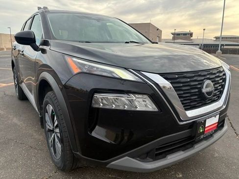 Certified 2023 Nissan Rogue SV image 8