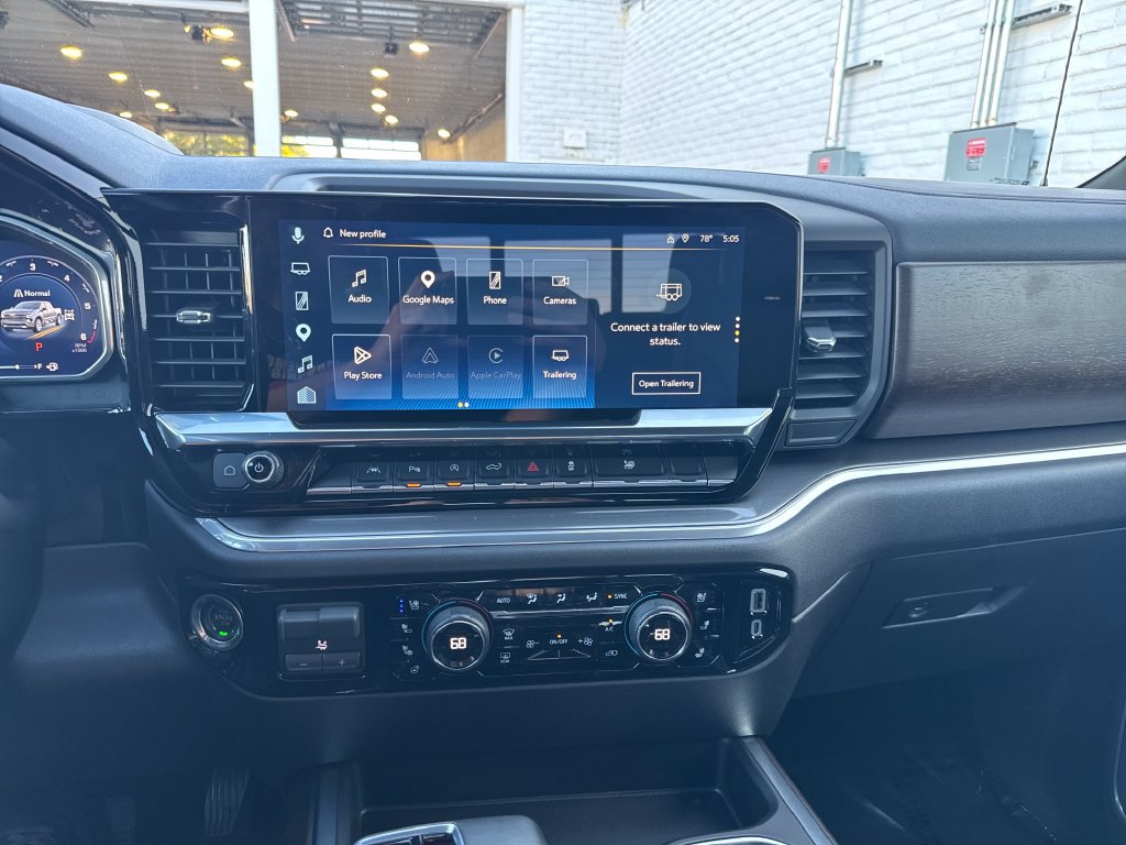 Used 2026 Chevrolet Silverado 1500 High Country AWD/4WD image 17