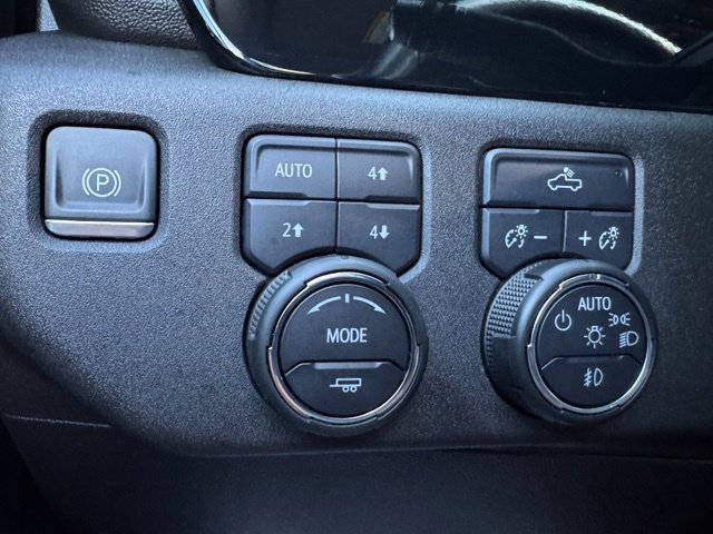 Certified 2024 Chevrolet Silverado 1500 RST w/ Convenience Package II AWD/4WD image 39