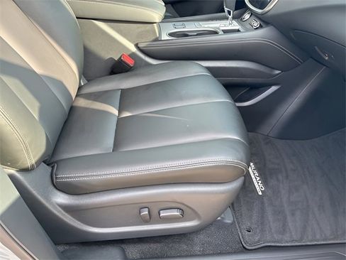 Used 2024 Nissan Murano SV w/ SV Midnight Edition Package image 12