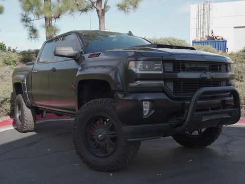 Used 2016 Chevrolet Silverado 1500 LTZ Z71 w/ LTZ Plus Package image 2