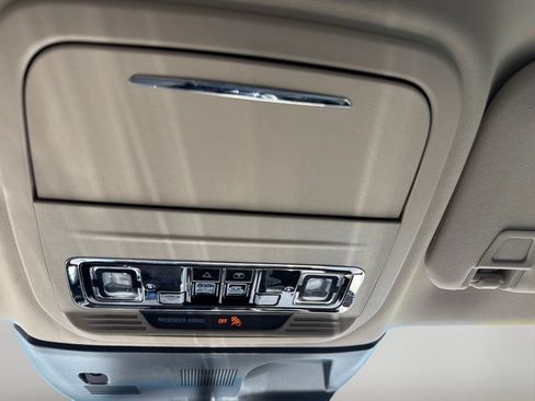 Used 2021 Lincoln Corsair Reserve w/ Equipment Group 201A AWD/4WD image 34