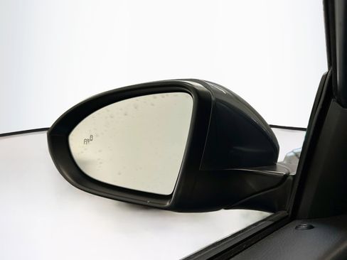 Used 2022 Volkswagen Jetta SE FWD image 16