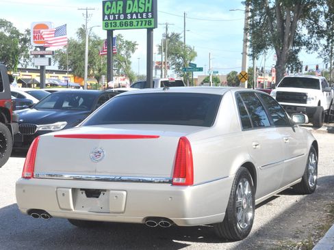 Used 2008 Cadillac DTS FWD image 8