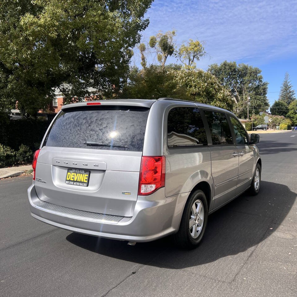 Used 2013 Dodge Grand Caravan SXT FWD image 9