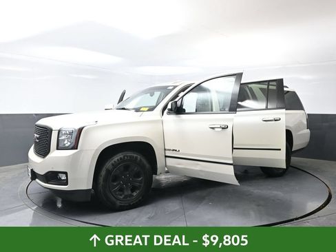 Used 2015 GMC Yukon XL Denali w/ Premium Package AWD/4WD image 60