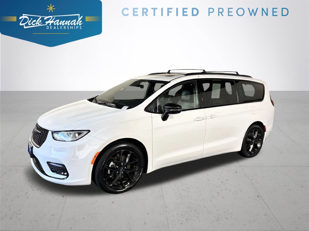 Certified 2025 Chrysler Pacifica Limited FWD image 1