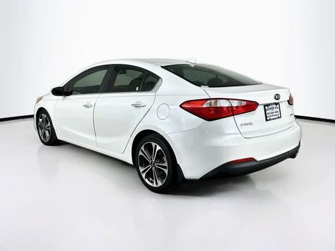 Used 2016 Kia Forte EX FWD image 4