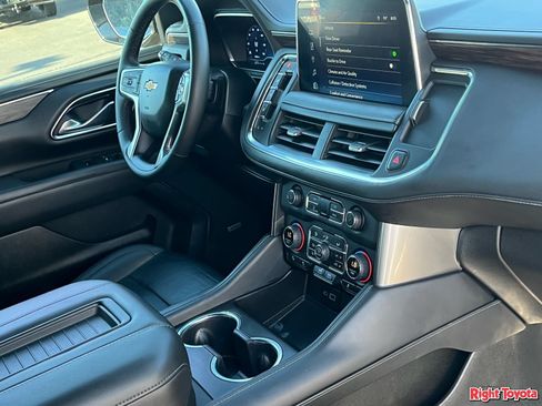 Used 2023 Chevrolet Tahoe LT w/ Luxury Package AWD/4WD image 12