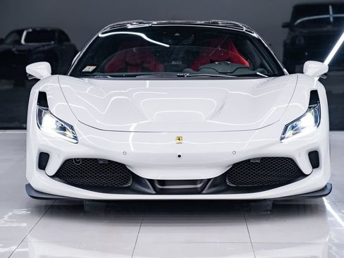 Used 2023 Ferrari F8 Tributo RWD image 5