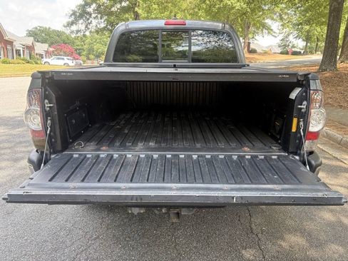 Used 2013 Toyota Tacoma PreRunner w/ Limited Pkg RWD image 33