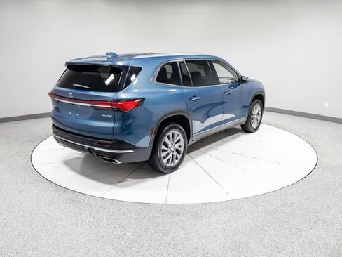 Used 2025 Buick Enclave Preferred image 33