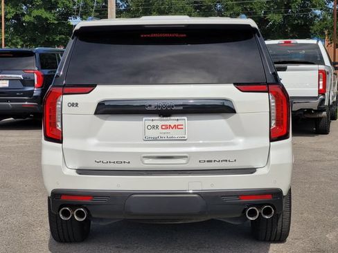 Used 2023 GMC Yukon Denali Ultimate AWD/4WD image 6