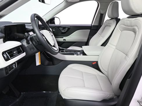 New 2026 Lincoln Aviator Reserve AWD/4WD image 13