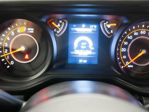 Used 2026 Jeep Wrangler Unlimited Sport AWD/4WD image 24