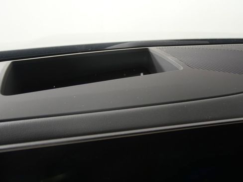 Certified 2025 BMW 540i xDrive image 24