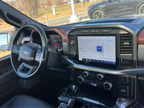 Used 2022 Ford F150 Lariat w/ Equipment Group 502A High image 20