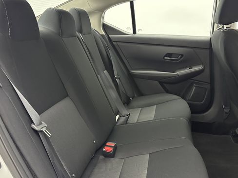 Used 2025 Nissan Sentra SV image 33