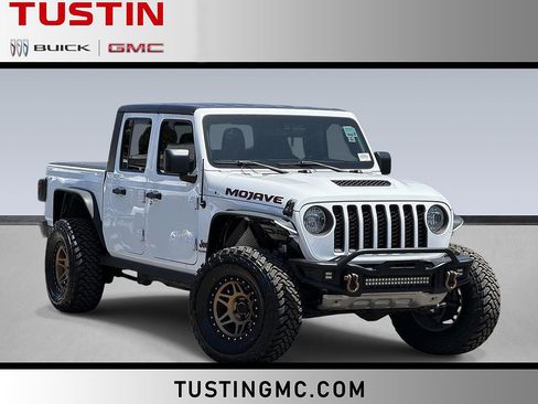Used 2021 Jeep Gladiator Mojave AWD/4WD image 1