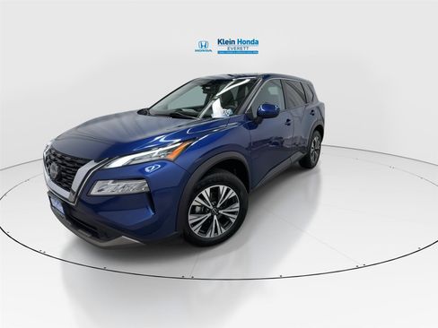 Used 2023 Nissan Rogue SV image 6