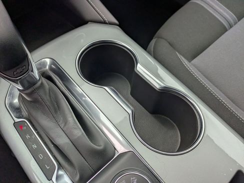 Used 2025 Chevrolet Blazer LT image 24