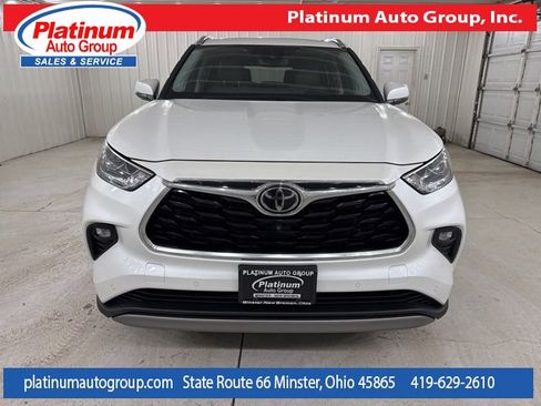 Used 2022 Toyota Highlander Platinum image 8
