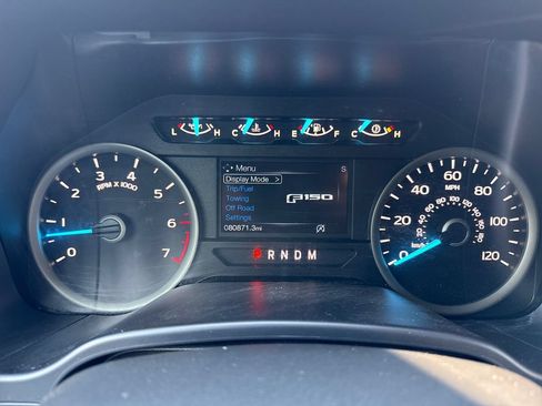 Used 2020 Ford F150 XLT w/ Equipment Group 302A Luxury AWD/4WD image 19