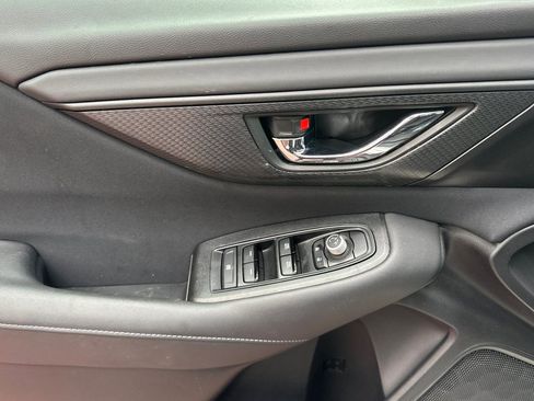 Used 2025 Subaru Legacy Premium AWD/4WD image 14