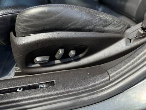 Used 2013 Cadillac XTS Platinum FWD image 29