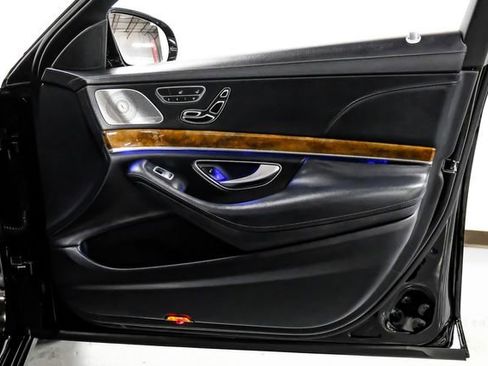 Used 2017 Mercedes-Benz S 550 Sedan image 52