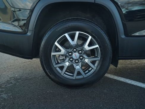 Used 2023 GMC Acadia SLE w/ Driver Convenience Package image 44