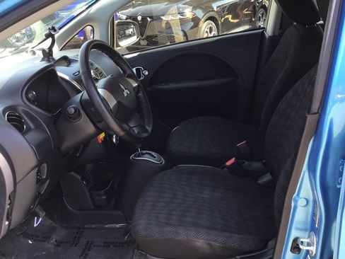 Used 2016 Mitsubishi i ES image 8