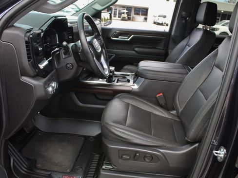 Used 2023 GMC Sierra 1500 SLT w/ SLT Premium Plus Package AWD/4WD image 16