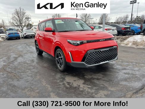 Certified 2025 Kia Soul EX image 6