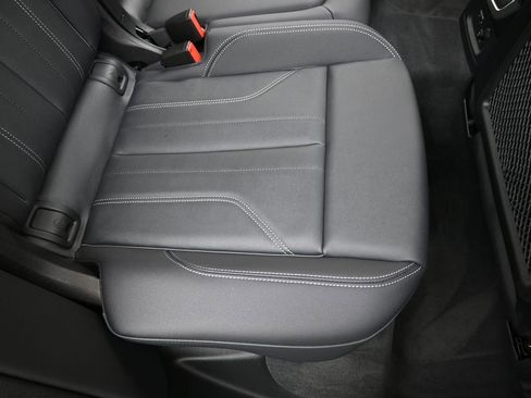 Certified 2025 Audi Q5 2.0T Premium w/ Convenience Plus Package image 16