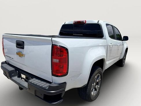 Used 2019 Chevrolet Colorado Z71 RWD image 12