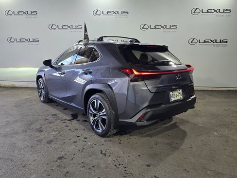 Used 2023 Lexus UX 250h FWD image 8