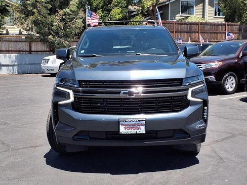 Used 2021 Chevrolet Tahoe RST w/ Luxury Package RWD image 2