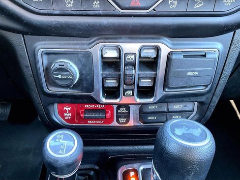 Certified 2021 Jeep Wrangler Unlimited Rubicon image 17