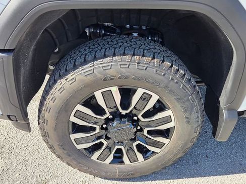 New 2026 GMC Sierra 3500 Denali Ultimate AWD/4WD image 4