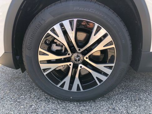 New 2026 Mercedes-Benz GLA 250 GLA 250 image 9