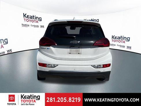 Used 2018 Chevrolet Bolt Premier w/ Driver Confidence II Package image 4