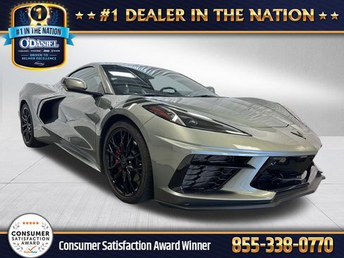 Used 2023 Chevrolet Corvette Stingray Preferred Cpe w/ Battery Protection Package RWD image 1