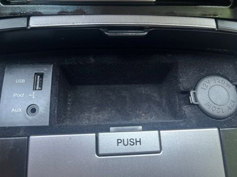 Used 2012 Hyundai Veracruz Limited AWD/4WD image 14
