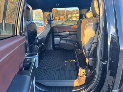 Used 2022 Ford F150 Lariat w/ Max Trailer Tow Package image 32